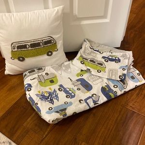 Twin duvet cover, sham, and decorative pillow